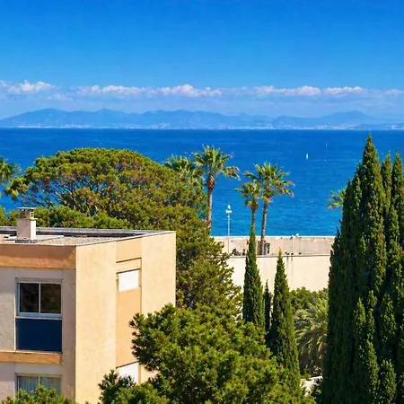 Les Cyclades, Vue & Detente Avec Piscine Et Tennis Hébergement de vacances Le Lavandou